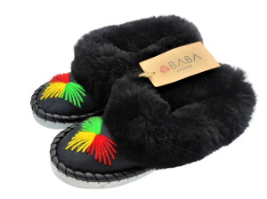 Bambosze z kożucha owczego Rasta BLACK